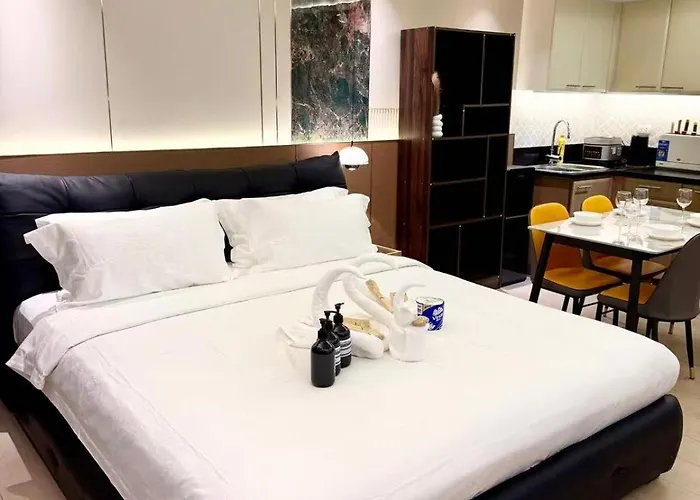 29h Ultimate Esports Massage Chair Pro Setup For Maximum Of 3 Guests Only Apartment Manila