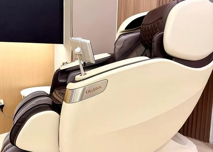 29h Ultimate Esports Massage Chair Pro Setup For Maximum Of 3 Guests Only Apartment Manila