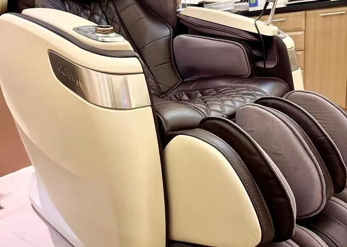 Apartment 29h Ultimate Esports Massage Chair Pro Setup For Maximum Of 3 Guests Only *